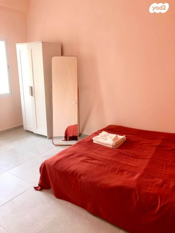 דירה, ש"ץ 4, מרכז העיר, ירושלים