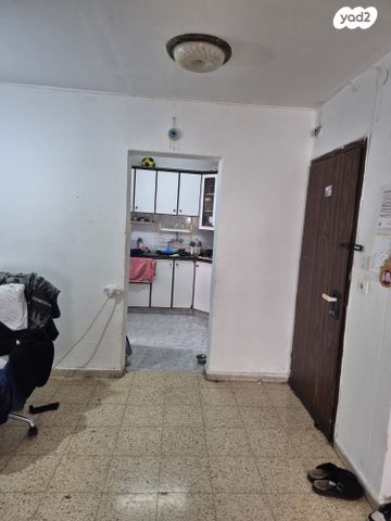 דירה, משה דיין 5, גיורא, רמלה