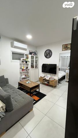 יחידת דיור, הלל 324, נירית, נירית