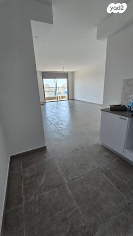 דירה, הרב תיסלית 3, שקמים ואגמים, אשקלון