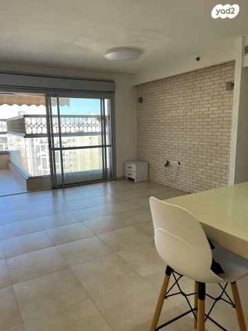 דירה, המרגנית 4, קרית אילון, חולון