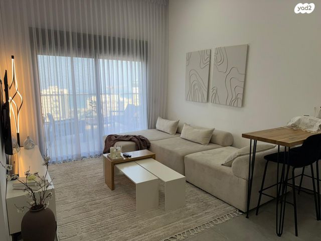 גג/ פנטהאוז, האצ"ל 14, רובע א', אשדוד