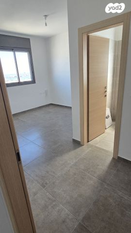 דירה, הרב תיסלית 3, שקמים ואגמים, אשקלון