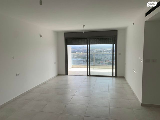 דירה, רבי דוד דנינו 5, הפרחים, קרית גת