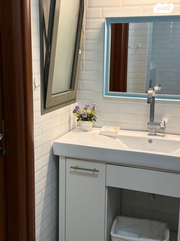 דירה, הגולן 11, קרית השרון, נתניה