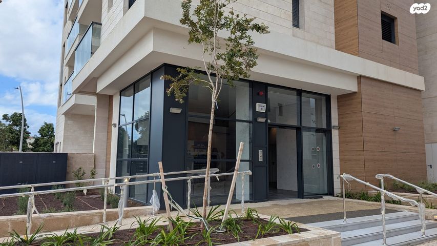 דירה, לאה גולדברג 16, צפון נס ציונה, נס ציונה