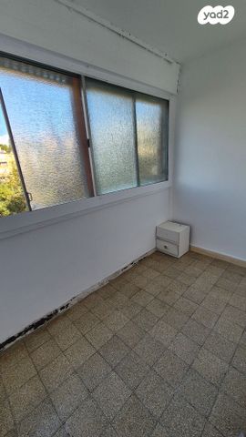 דירה, סעדיה גאון 11, קרית שפרינצק, חיפה