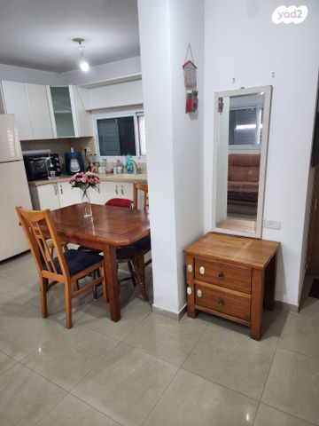 דירה, קדושי בלזן 31, נאות הרצל, נתניה