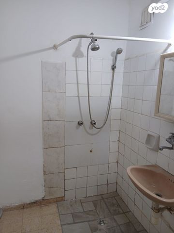 דירה, הצבי 122, שכונה ה', באר שבע