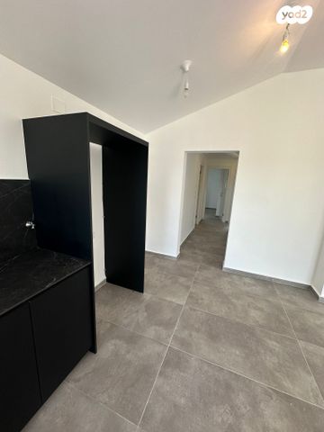 דירה, האלון 1, גבעת ארזים, שלומי