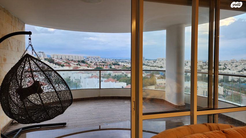 דירה, ככר חטיבת הראל 10, המגינים, מודיעין מכבים רעות