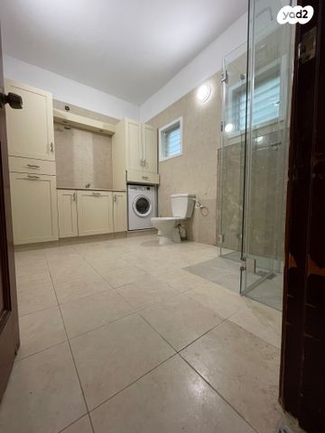 הרב אהרונסון 19