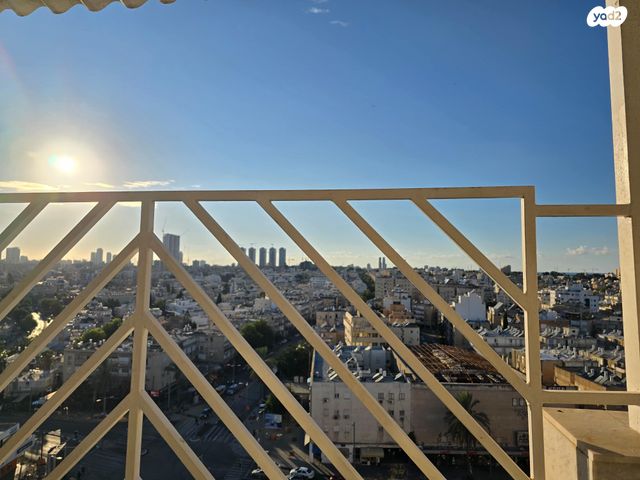 גג/ פנטהאוז, סוקולוב 47, אגרובנק, חולון