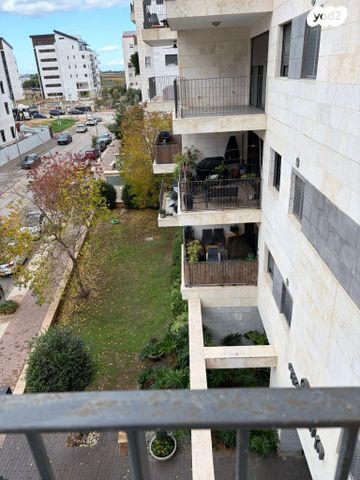 דירה, שושנה דמארי 22, נווה זמר, רעננה