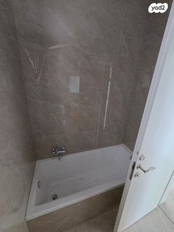 דירה, מגנוליה 12, הבוסתנים, שדרות