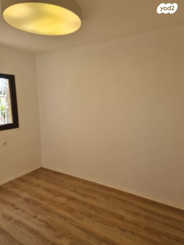 דירה, אילת 3, רמת יוסף, בת ים