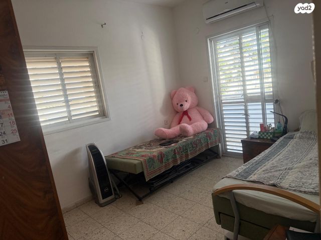 דירה, הגדוד העברי 77, רמב"ם, ראשון לציון