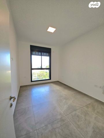 דירה, הצנחנים 13, נווה שרת, תל אביב יפו