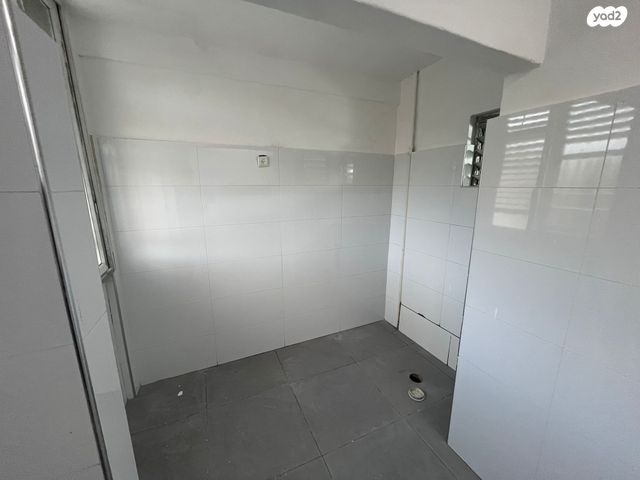 דירה, שדרות ירושלים 1, קרית ים  א', קרית ים