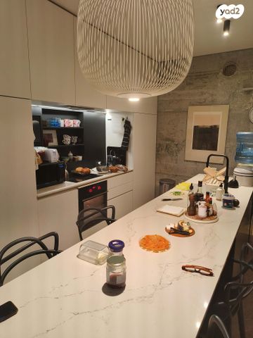 דירה, שדרות ח"ן 19, הצפון הישן - דרום, תל אביב יפו