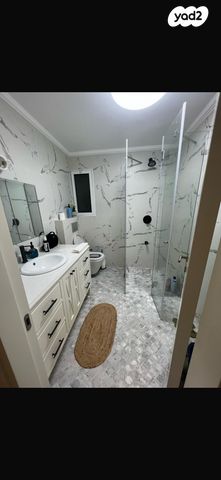 יחידת דיור, הזמר העברי 2, הרצליה ב', הרצליה