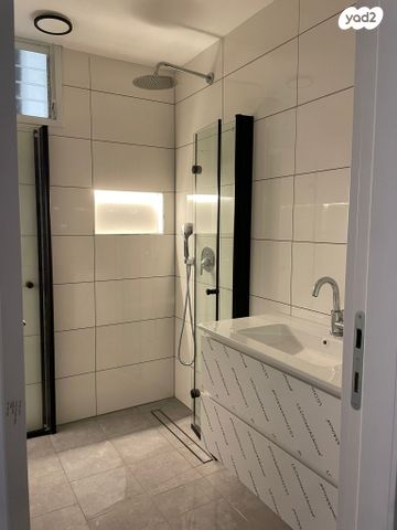 דירה, נחל קישון 13, רובע י"א, אשדוד