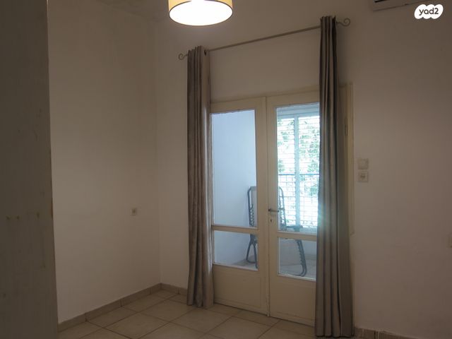 דירה, הרא"ה 132, יד לבנים, רמת גן