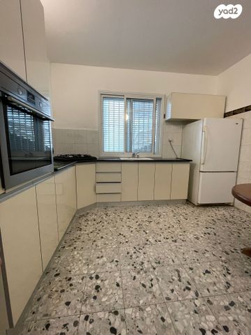 דירה, הרב אהרונסון 19, כרם התימנים, תל אביב יפו