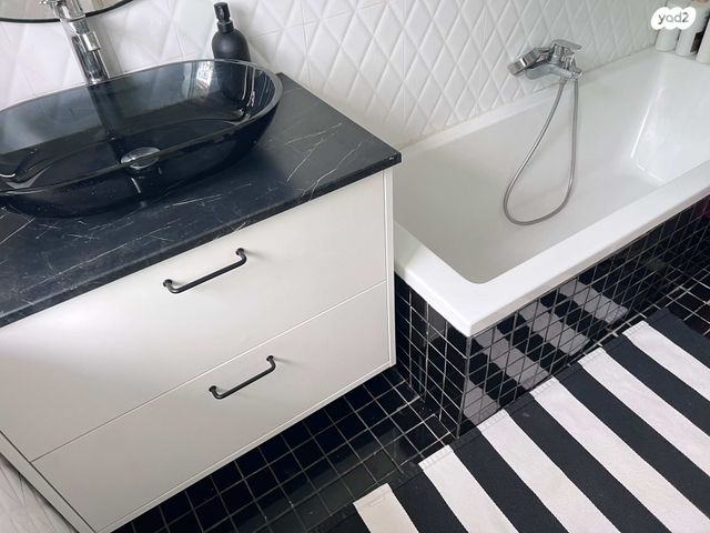 דירה, המרי 28, שינקין, גבעתיים