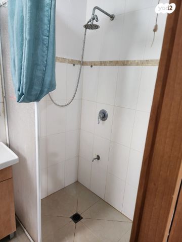 דירה, קדושי בלזן 31, נאות הרצל, נתניה