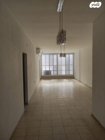 דירה, תרנ"א 28, מרכז העיר, חדרה