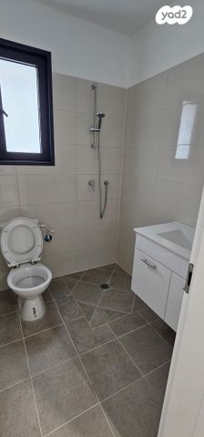 דירה, הרב שלום שבזי 201, פסגות אפק, ראש העין