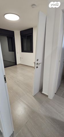 דירה, הרב שלום שבזי 201, פסגות אפק, ראש העין