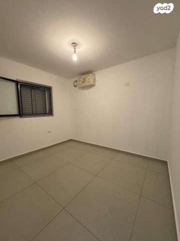 דירה, סמיר משה נקאש 7, כפר גנים ג, פתח תקווה