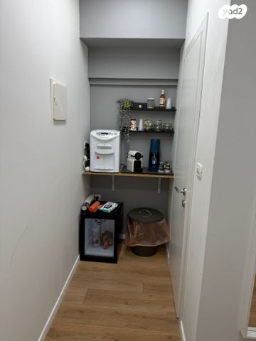 משרדים, אבא אחימאיר 25, רמת אביב ג', תל אביב יפו