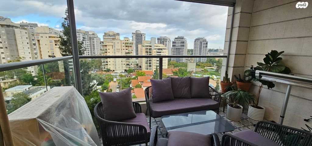 דירה, אסירי ציון 11, מגדיאל, הוד השרון