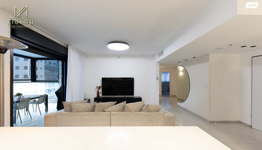 דירה, יעקב דורי, נאות שמיר, רמלה