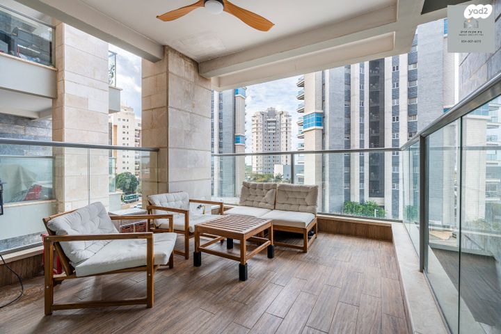 דירה, אדני פז, עין הים, חדרה