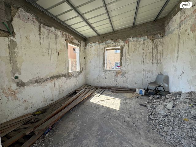 בניין מגורים, יהודה הלוי, העיר התחתית, ואדי סאליב, חיפה