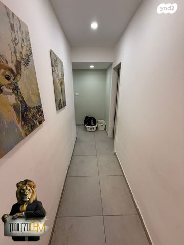 דירה, נצר חזני, נתיבות מערב, נתיבות