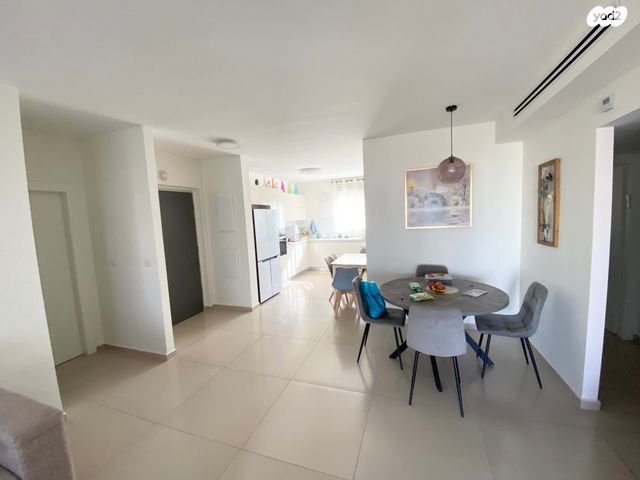 דירה, שקמים ואגמים, אשקלון