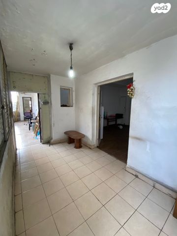 דירה, שפירא 7, שוק תלפיות, חיפה