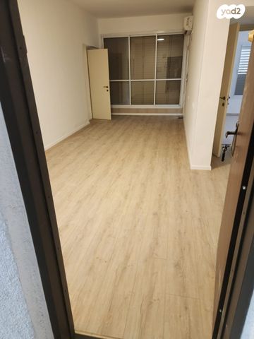 דירה, זאב ז'בוטינסקי, אגרובנק, חולון