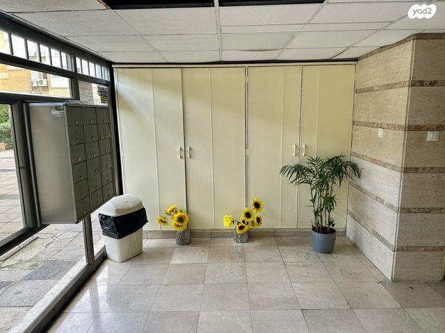 דירה, אלי כהן, רמת הנשיא, בת ים