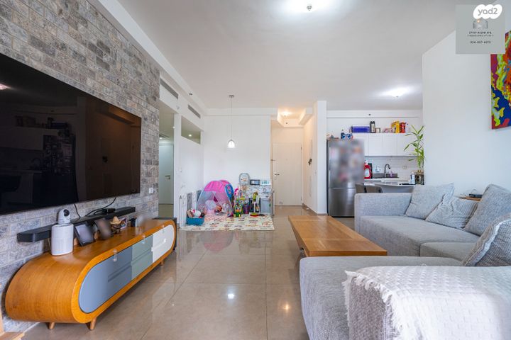 דירה, אדני פז, עין הים, חדרה