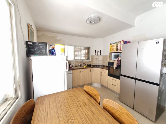 דו משפחתי, קרית טבעון