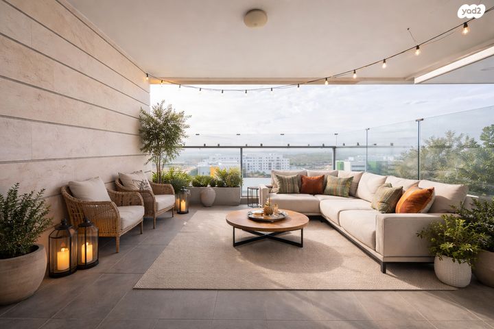 חיים הרצוג 21