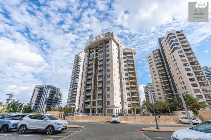 דירה, אדני פז, עין הים, חדרה