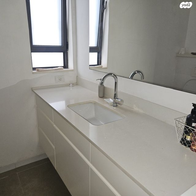 בית פרטי/ קוטג', צופית