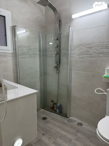 דירה, שמחה הולצברג, נאות שמיר, רמלה